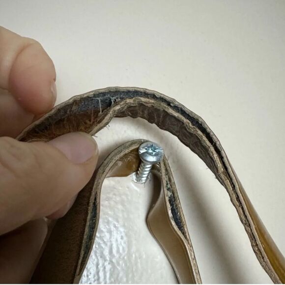 SALE! Gold Longchamp Medium Tote GUC - Picture 5 of 12